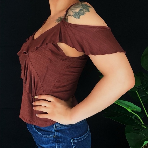 Off Shoulder Tank - Picture 2 of 4